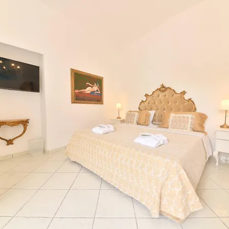 Queen - Luxury (adults Only) * Forio (Isola d'Ischia)