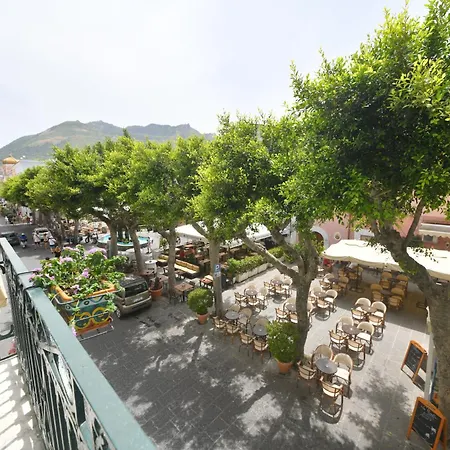 Queen - Luxury (adults Only) * Forio (Isola d'Ischia)