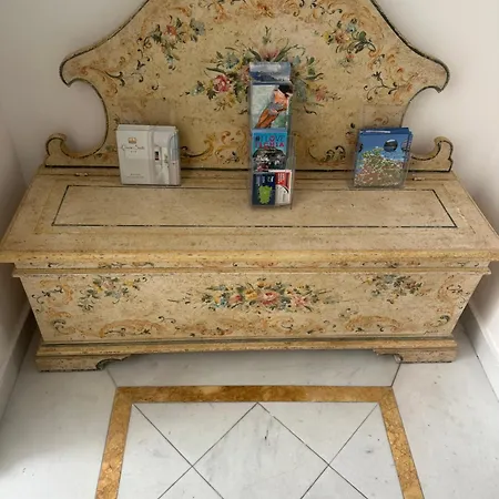 Queen - Luxury (adults Only) Guest house Forio (Isola d'Ischia)