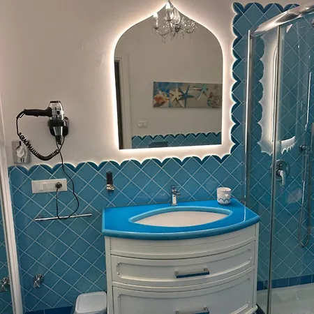 Queen - Luxury (adults Only) Forio (Isola d'Ischia)